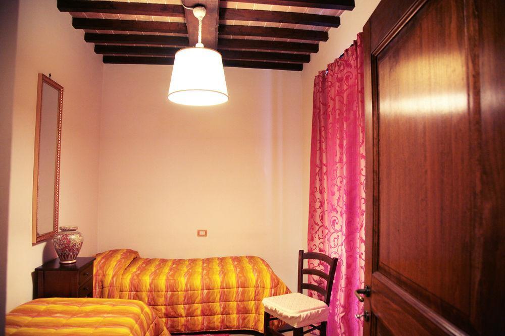 Agriturismo Ponte Di Riocchio Gubbio Exterior photo
